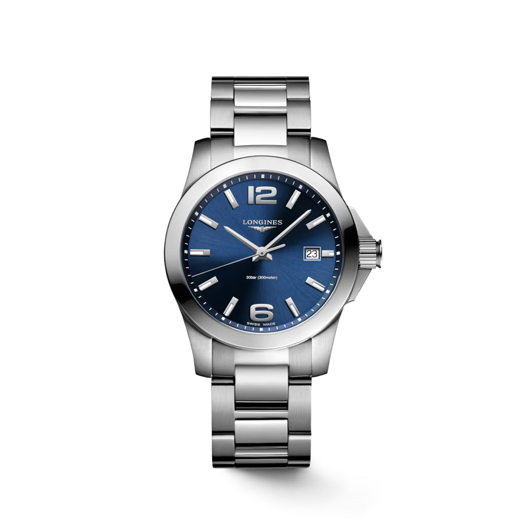 De Longines Conquest L3.377.4.96.6 is een elegante polshorloge van 34mm met een roestvrijstalen kast en zilverkleurige band. Het horloge heeft een datumfunctie, waardoor het zowel stijlvol als functioneel is. Combineer dit uurwerk met zakelijke of casual outfits voor een verfijnde look. Het past perfect bij elke gelegenheid.
