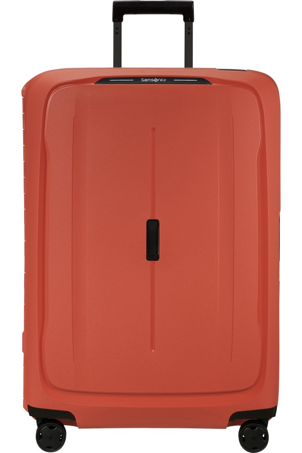 Duurzame Harde Koffer 75 cm – Clay | 111L | 4 wielen
Groot, robuust en verantwoord reizen
Deze grote harde koffer van 75 cm in de kleur Clay is ontworpen met duurzaamheid én comfort in gedachten. Dankzij het ruime volume van 111 liter en de innovatieve milieuvriendelijke materialen is deze koffer de perfecte metgezel voor lange reizen tot ongeveer 23 kg bagage.
 Duurzamere keuze
Minstens 70% gerecycleerd polypropyleen uit huishoudelijk afval in de externe schalen
Binnenvoering en riemen van gerecycled rPET – tot wel 16 gerecyclede PET-flessen per koffer
Groene elektriciteit gebruikt voor productie en assemblage
Gemakkelijk zelf te vervangen wielen
Vervaardigd in Europa
 Productkenmerken:
Afmetingen: 75 x 52 x 33 cm
Volume: 111 liter
Gewicht: 4,3 kg
Gemiddeld inpakgewicht: ca. 23 kg
Materiaal: Hard polypropyleen (duurzaam en schokbestendig)
Kleur: Clay
SKU: 146912-7060
Categorie: Grote ruimbagage
 Comfort & veiligheid:
Driepuntssluiting met TSA008-slot – extra stevig en veilig
Vier wielen met veringsysteem – dempt schokken en vermindert geluid
Dubbele trekstang voor soepel sturen
Boven-, zij- én bodemhandvatten – gemakkelijk vast te nemen en te tillen
Geïntegreerd adreslabel
Waterbestendige dichting – beschermt inhoud tegen regen en vocht
Waarom kiezen voor deze koffer?
Deze grote, harde trolley combineert duurzaamheid, functionaliteit en Europees vakmanschap. Door gerecycleerde materialen te gebruiken, bespaar je niet alleen op gewicht maar ook op impact. Of je nu op wereldreis gaat of een lange vakantie plant, deze koffer biedt je alle ruimte én gemoedsrust.