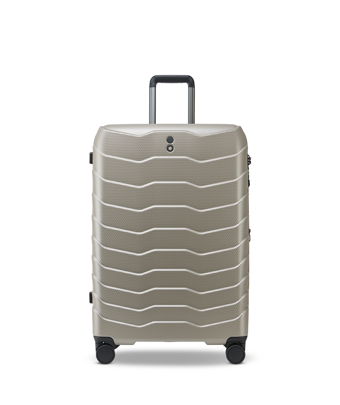 Echolac Exo For Beyond Koffer Expandable – Lichtgewicht, Sterk & Stijlvol

Reis verder met vertrouwen met de For Beyond koffer. Deze koffer is ontworpen voor reizigers die comfort, duurzaamheid en stijl willen combineren in één compacte oplossing.

Met een inhoud van 92/101 liter biedt deze handbagagekoffer voldoende ruimte voor korte trips of weekendjes weg. Dankzij het gebruik van 100% polycarbonaat is de koffer extreem lichtgewicht (slechts 4.5 kg) én bijzonder stevig. Polycarbonaat staat bekend om zijn slagvastheid en flexibiliteit, waardoor jouw bagage optimaal beschermd is – zelfs onder de ruigste reisomstandigheden.

Of je nu een citytrip plant of regelmatig vliegt voor werk, de Exo -serie is jouw ideale reispartner. De moderne uitstraling, slimme indeling en hoogwaardige afwerking maken deze koffer tot een favoriet voor elke reiziger.

Kenmerken:

Inhoud: 92/101 liter – perfect voor een week vakantie

Gewicht: Slechts 4.5 kg – reis licht en efficiënt

Materiaal: 100% polycarbonaat – duurzaam en schokbestendig

Design: Modern, strak en functioneel – voor stijlvol reizen

Geschikt voor: Korte reizen, stedentrips, zakenreizen

Ga verder. Reis slimmer. Kies Exo.