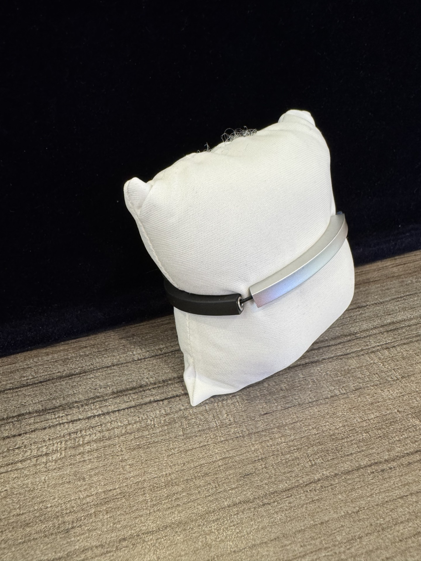 Armband rubber met zilveren balk