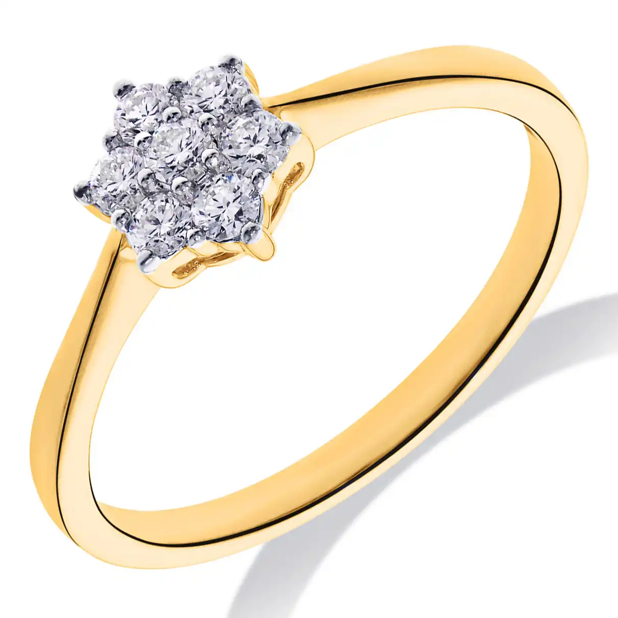 De gouden diamanten ring model GGA0861 is een elegante Ring, ideaal voor speciale gelegenheden. Met 14 karaats goud, 7 briljantgeslepen SI1 diamanten van 0,20 karaat, straalt deze ring verfijning uit. Perfect te dragen als statement piece of in combinatie met andere gouden sieraden voor een stijlvolle look. Formaat: maat 54. Kleur: Goud.