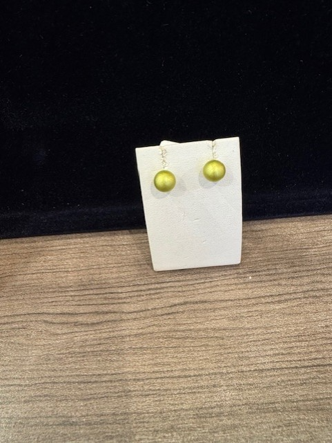 Aluminium oorbellen bol lemongreen

