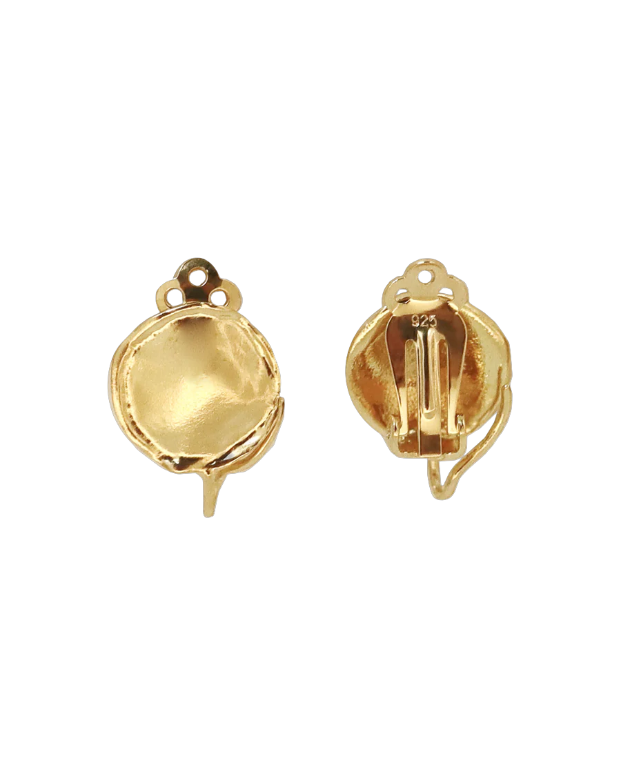 een paar zilver vergulde oorclips Fabnora model Ear Clips