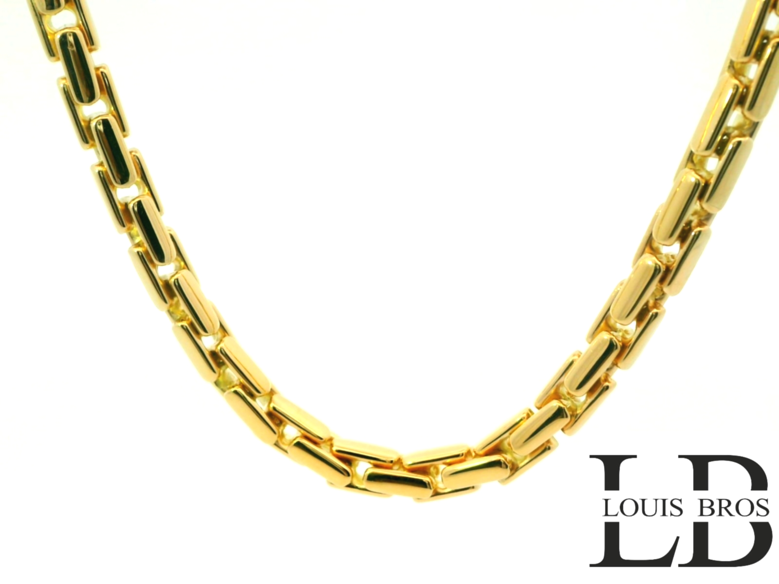 Dit damescollier van 14 karaat geelgoud (30.48 gr) straalt luxe en verfijning uit. Het chique en elegante ontwerp is exclusief verkrijgbaar bij Juwelier Louis Bros en vormt een tijdloos sieraad dat generaties lang zijn schoonheid behoudt. Dankzij de warme glans van het goud is dit collier perfect te dragen bij zowel alledaagse elegantie als speciale gelegenheden.
Het collier is verkrijgbaar in verschillende lengtes.
