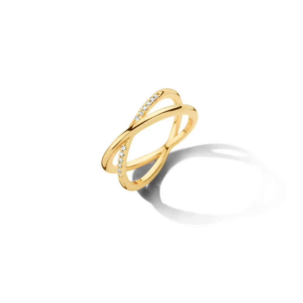 De Diamanti Per Tutti crossover ring M1542-3S5-S56 combineert elegantie met verfijning. Met 0.048ct diamant straalt deze ring luxe uit. Het mooiste om te dragen aan de ringvinger voor een verfijnde uitstraling of mix en match met andere ringen voor een trendy look. Perfect als cadeau of om jezelf te verwennen! Categorie: Sieraad, Type: Ring.