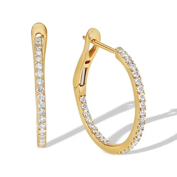 Deze geelgouden oorringen, modelnummer GGE2846, zijn prachtig vervaardigd met 60 briljant geslepen diamanten (0.50ct totaal), met SI1-zuiverheid en kleur H. Ze zijn gemaakt van 14-karaats goud en zijn goudkleurig. Perfect om elke dag te dragen of voor speciale gelegenheden, ze voegen een verfijnde elegantie toe aan elke outfit.