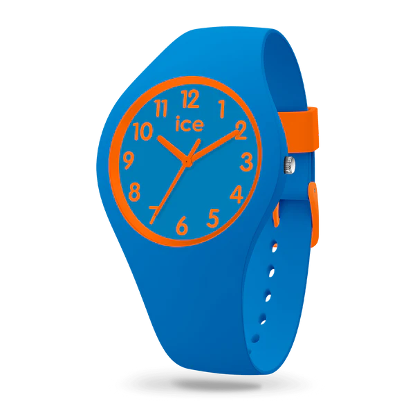 ICE ola kids
Robot

Kies resoluut voor een gedurfde kleurencombinatie met de ICE ola kids - Robot! Dit kleine, ultramarijne horloge van soepel silicone met feloranje details geeft elke outfit van je kind een speelse en kleurrijke toets.