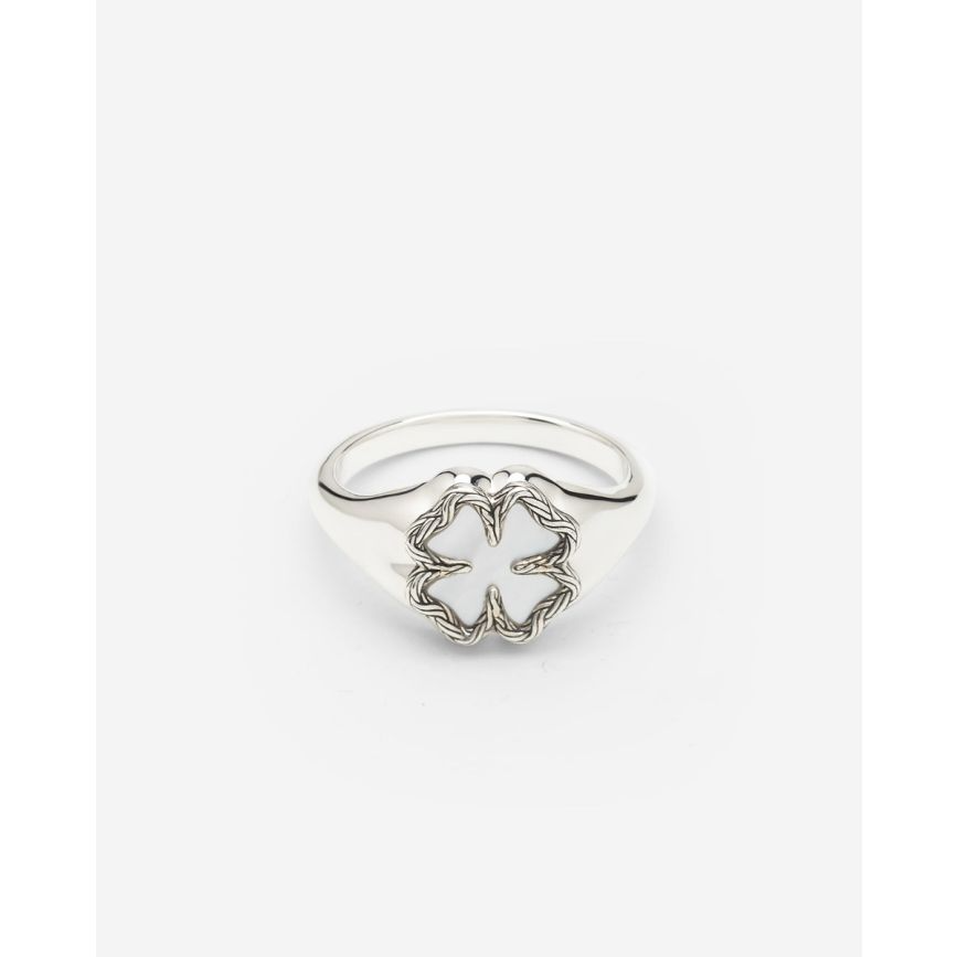 178 17.5 Katja Signet Clover Ring Mother of Pearl | 001J021781377
