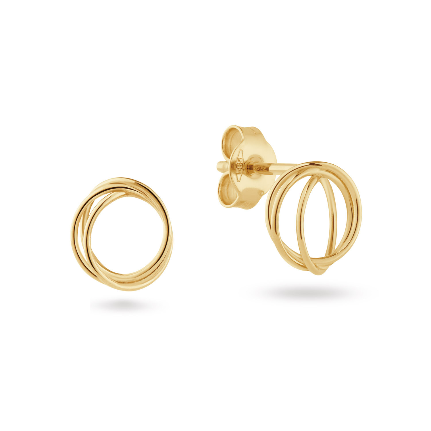 Wow! Dat is het woord waarmee ik deze studs zou omschrijven. De drie cirkels zijn aan elkaar gesoldeerd, waardoor er een 3d effect ontstaat. De Spindle studs zijn van 14 karaat goud en een echte must-have in je oorbellen collectie.

"Memories from Amsterdam. 
De stad waar de grachten fluisteren, kunst ademt en verhalen overal voelbaar zijn. Voor deze fall/winter collectie liet ik me inspireren door het Amsterdam van toen en nu. Een ode aan 750 jaar stadsglorie én 5 jaar Jackie. Elk sieraad, van de verfijnde Vermeer ketting tot de statement Canal Ring vertelt een verhaal. Handgemaakt van gerecycled 14 karaat goud, met echte edelstenen en zoetwaterparels. "

- 14 Karaat Goud
- Oorknoppen 8mm