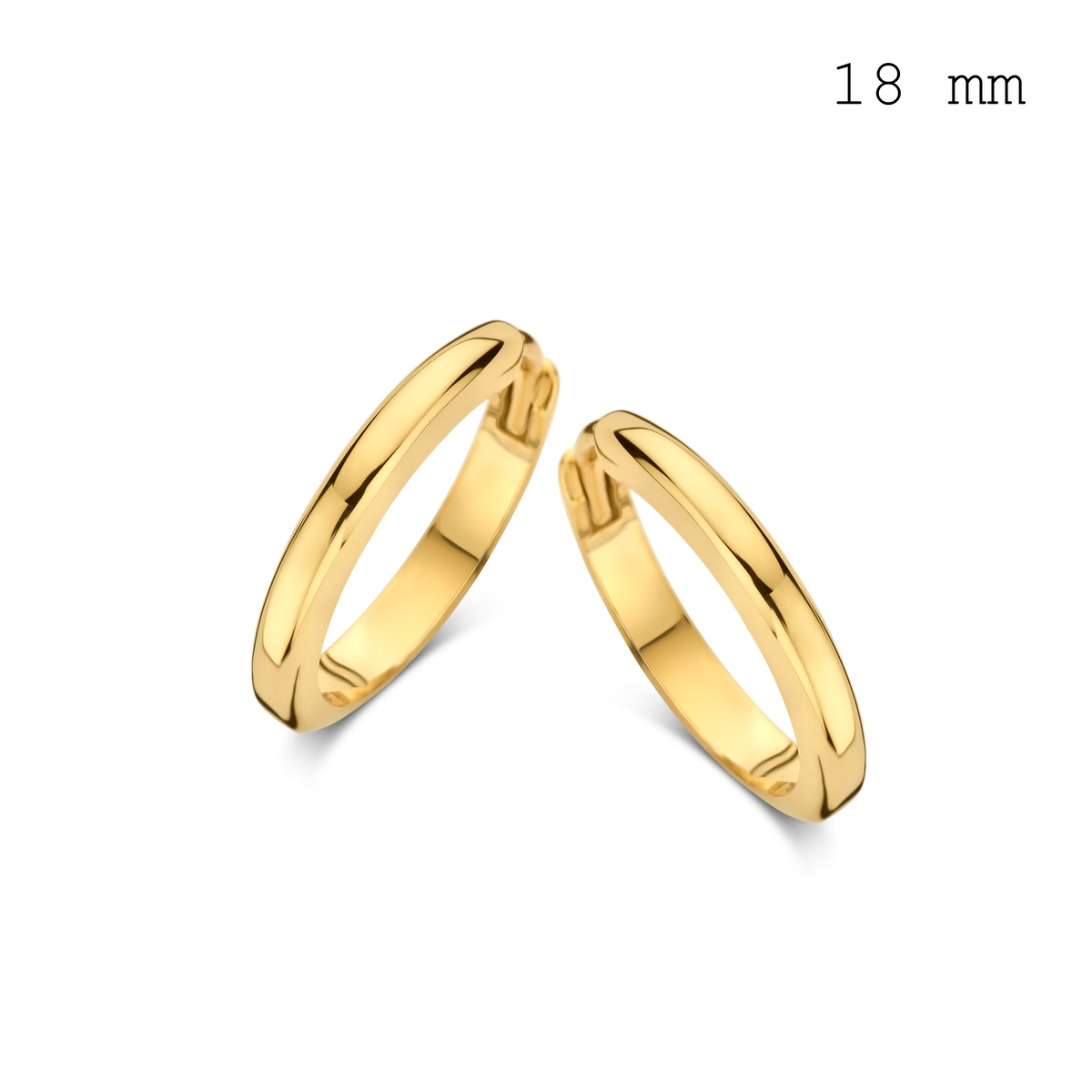 De Oorbelcreolen in verguld zilver met een diameter van 18mm. Perfect voor zowel dagelijkse outfits als speciale gelegenheden. 