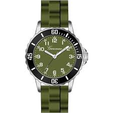 De GARONNE KIDS 5ATM 30MM ARMY GREEN, modelnummer KQ29Q477, is een robuust kinderhorloge met een waterbestendigheid tot 5ATM, ideaal voor dagelijks gebruik. Het horloge is een polsmodel en geeft elke outfit een stoere, militaire uitstraling. Draag het horloge stevig om de pols voor comfort en stijl. Perfect voor jonge avonturiers!