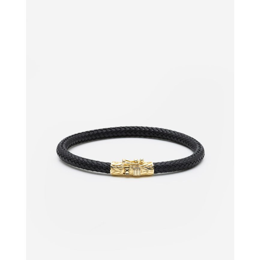 Deze prachtige armband, modelnummer 149BL GV E, valt onder de categorie "Jewel" en is een schitterend accessoire om elke outfit te verfraaien. Deze armband is ideaal om te dragen bij zowel casual als formele gelegenheden. Draag hem solo voor een subtiele look of combineer met andere sieraden voor een gedurfde stijlstatement. Perfect voor je webshop!