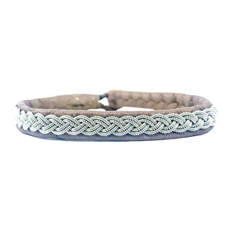 Julevu saami armband met zilver- tindraad en elandenleer en -gewei, model Greta, beige, 18.5cm.