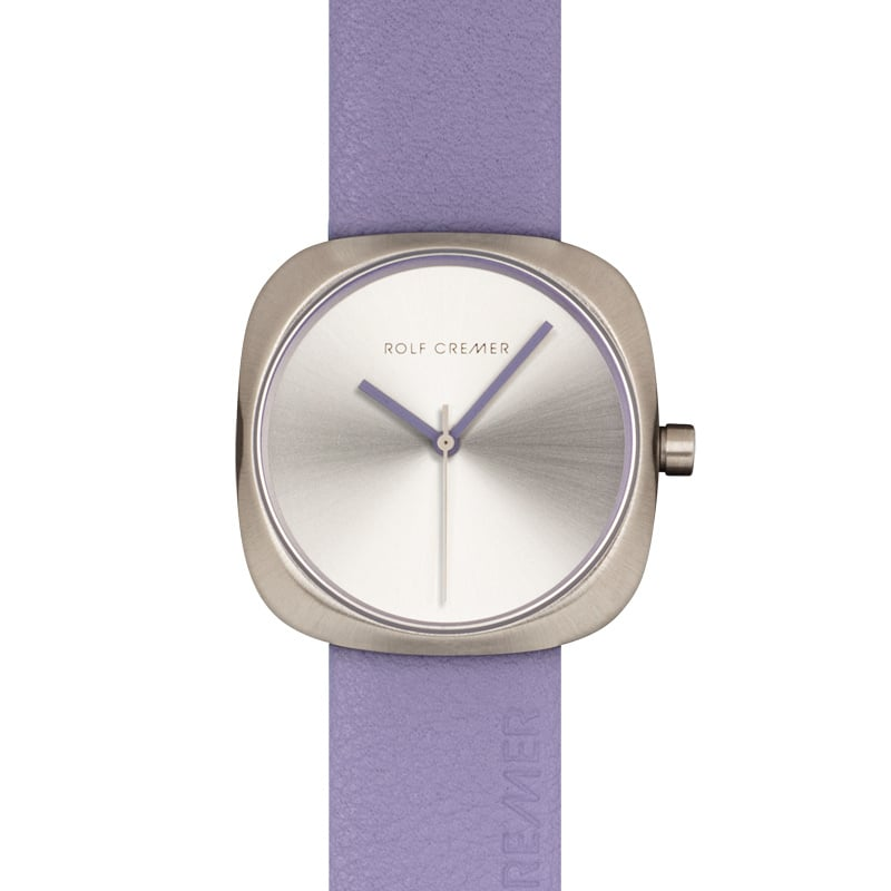 Deze Rolf Cremer is een stijlvolle horloge uit een onbekend merk. Ideaal voor dagelijks gebruik en zakelijke gelegenheden. Combineer het met zowel casual als formele outfits voor een moderne uitstraling. Draag het om je pols voor zowel comfort als stijl. Voeg deze tijdloze accessoire toe aan je collectie en maak elke look compleet.

Beschikbare kenmerken: 
kleur lila