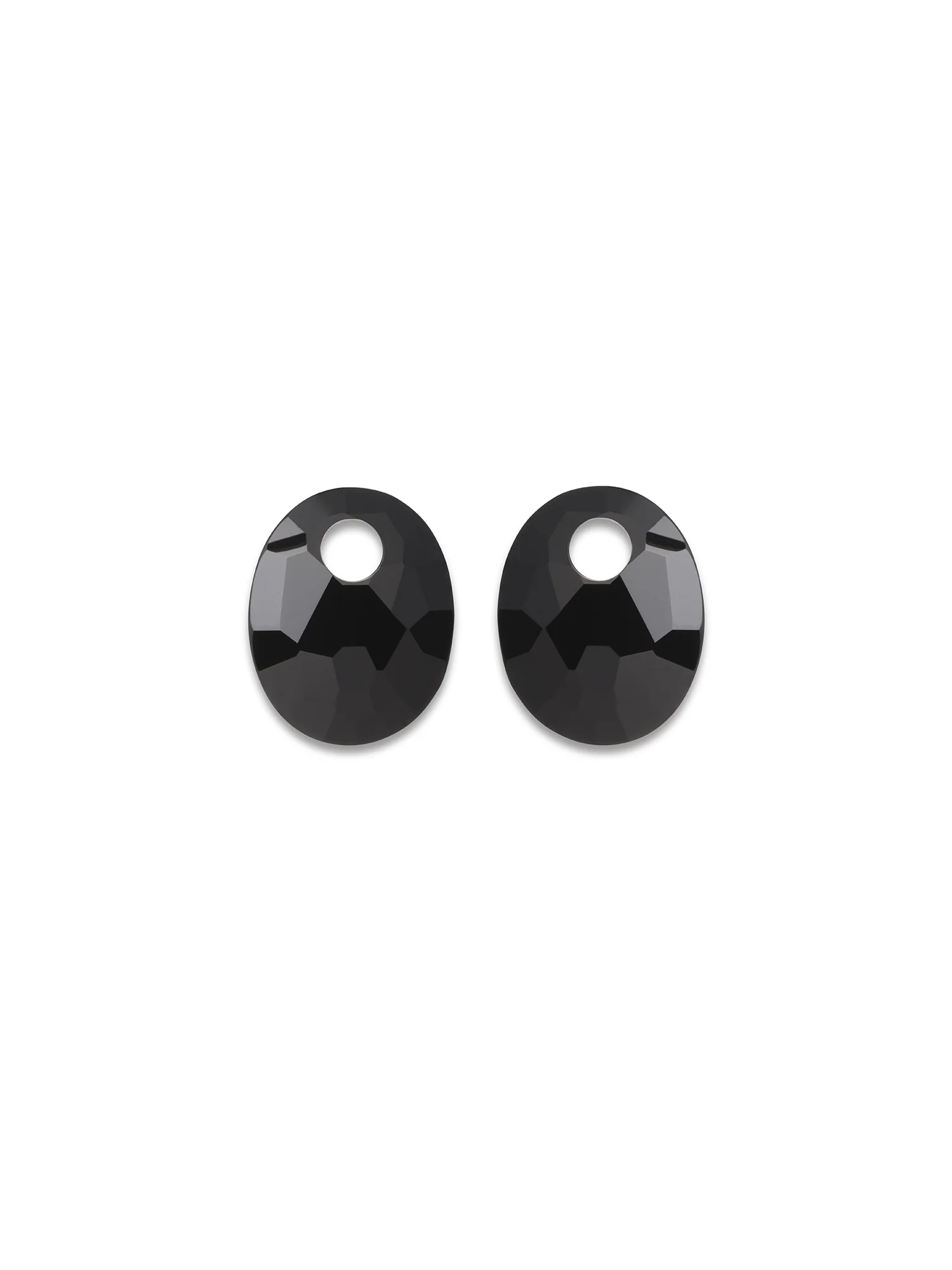 De Oorbel Edelstenen Small Oval Onyx is de definitie van stijlvolle eenvoud. De zwarte onyx edelsteen, ovale vorm en verfijnde afwerking maken deze oorbel tot een veelzijdig sieraad. De steen wordt vaak geassocieerd met kracht en bescherming, wat deze oorbel een extra betekenislaag geeft. Door het kleine, ovale formaat is hij ideaal voor dagelijks gebruik, zonder in te leveren op uitstraling. Of je nu kiest voor een zakelijke outfit of een avondlook – deze oorbel past moeiteloos in elke stijl en geeft een krachtig, elegant accent.