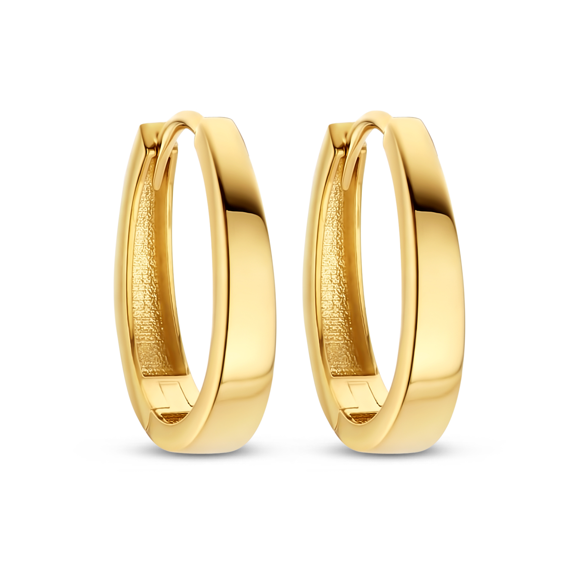 Dit zijn oorbellen van het merk Swing Jewels gemaakt voor dames.