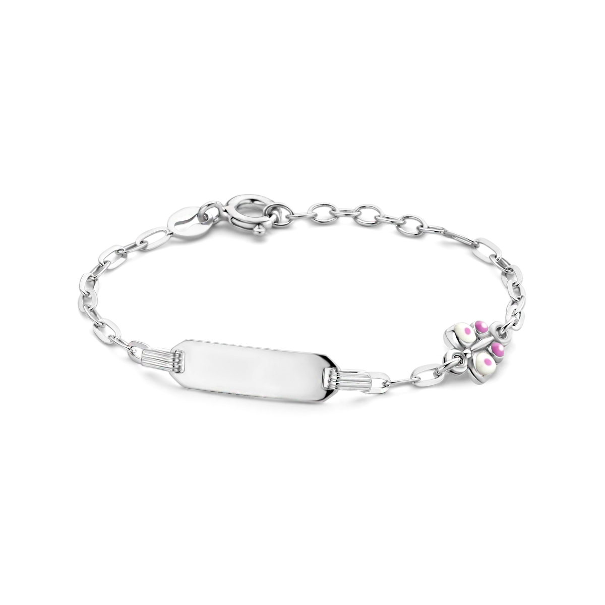 Gerhodineerd 925 zilveren graveerarmband uitgevoerd met een vlinder. De armband heeft een draaglengte van 11cm en een extensie van 2cm. De schakelbreedte is 2.2mm. De graveerplaat heeft een dikte van 0.6mm.