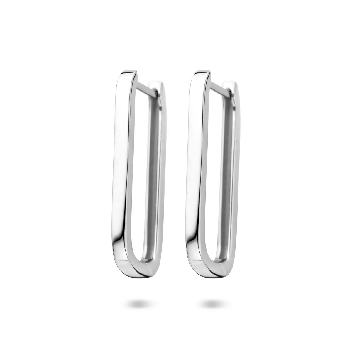 Gerhodineerd 925 zilveren klapoorringen met een buisdikte van 2.5mm.