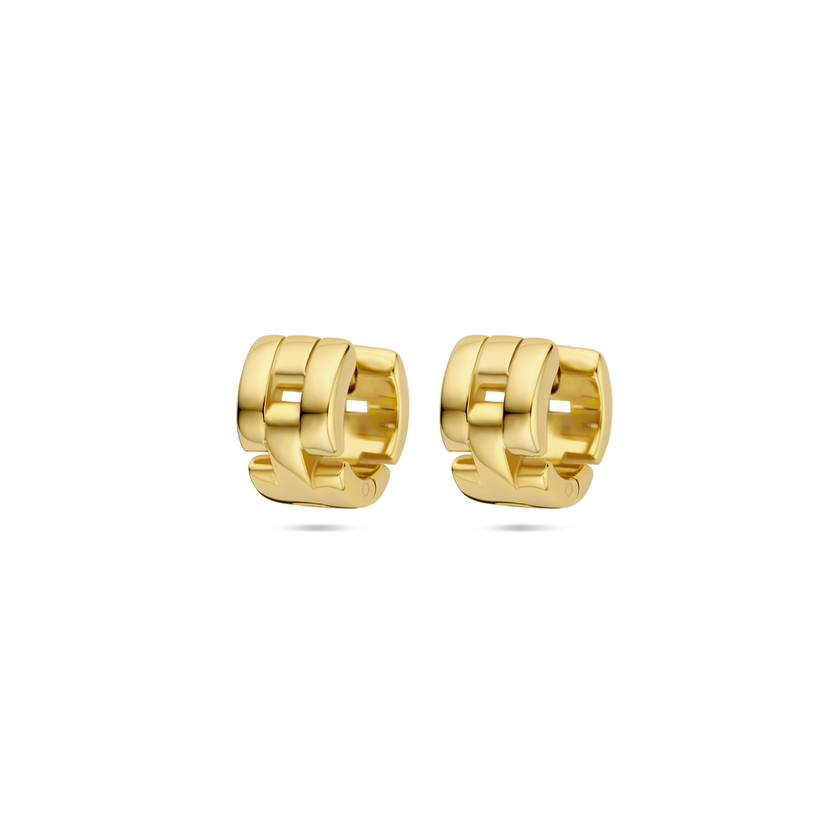 Gerhodineerd 925 zilveren klapoorringen uitgevoerd met schakelmotief. De oorringen hebben een afmeting van 10x6.5mm. Geen garantie op de plating.