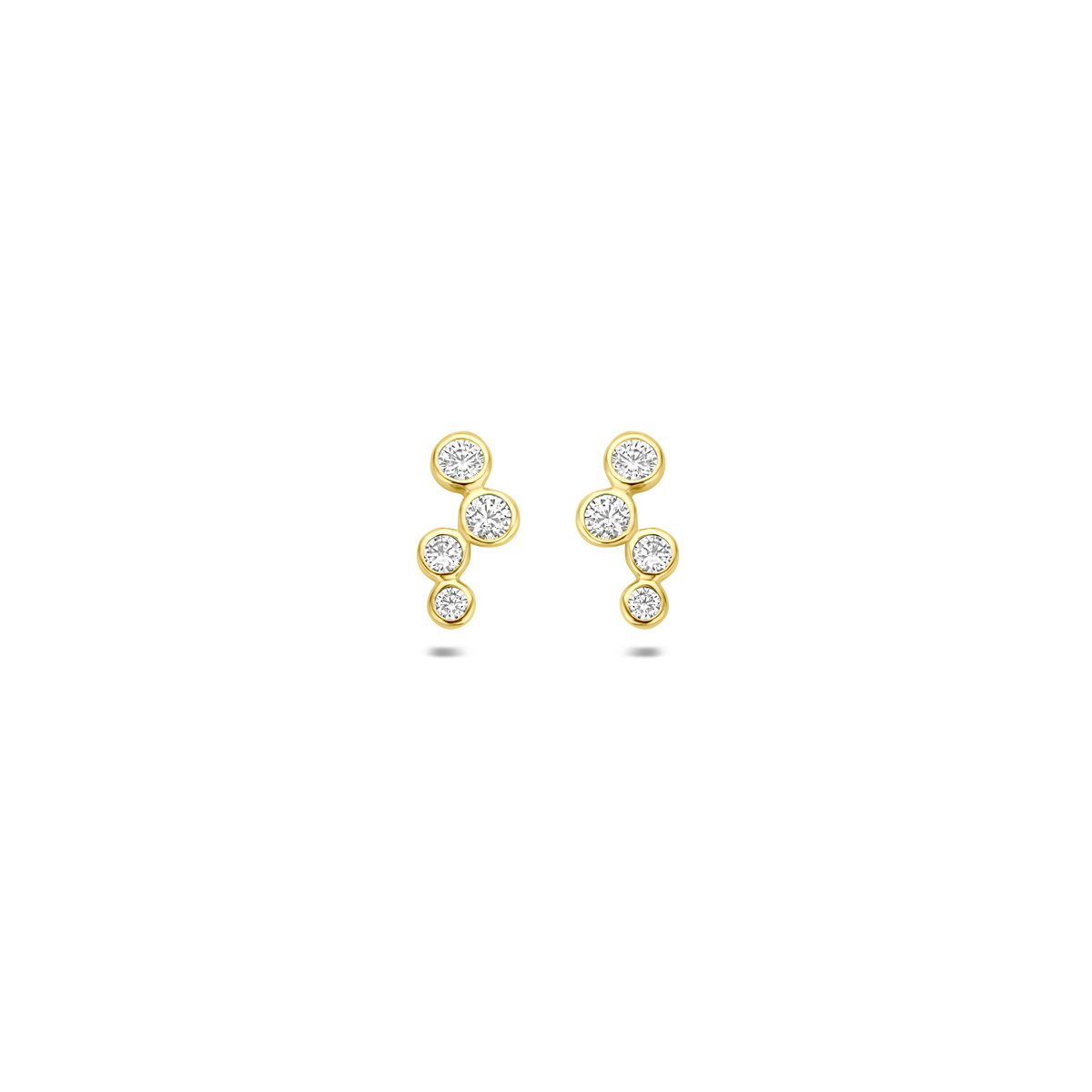 14k Geelgouden oorknoppen uitgevoerd met zirkonia. De oorknoppen hebben een afmeting van 9,5x4mm.