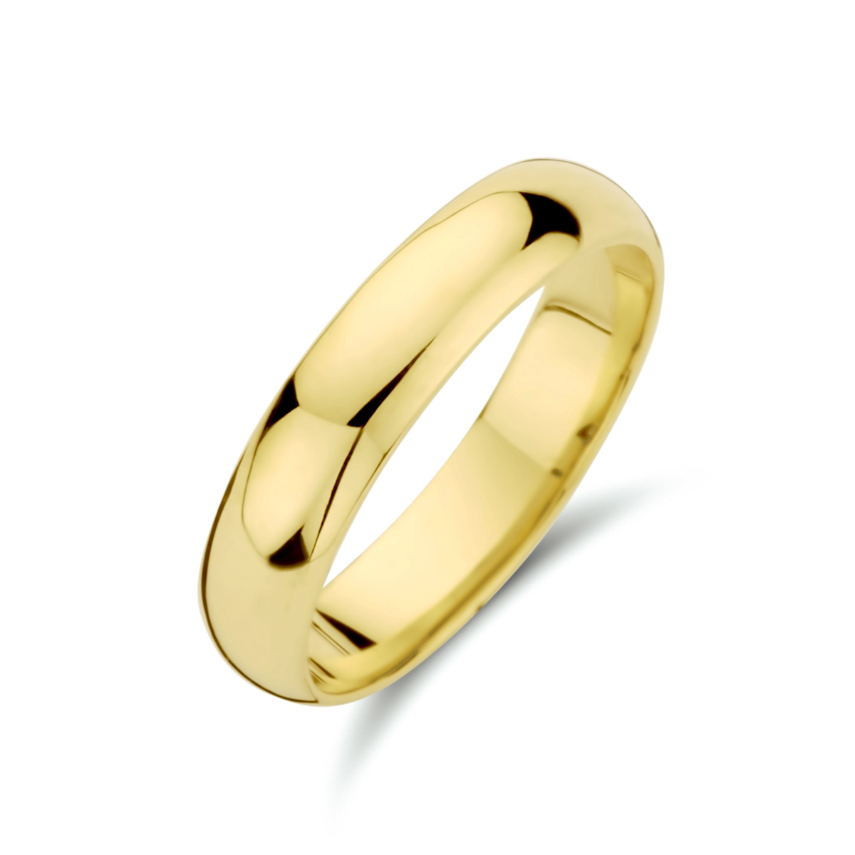 14k Geelgouden relatiering. De ring heeft een breedte van 4mm.