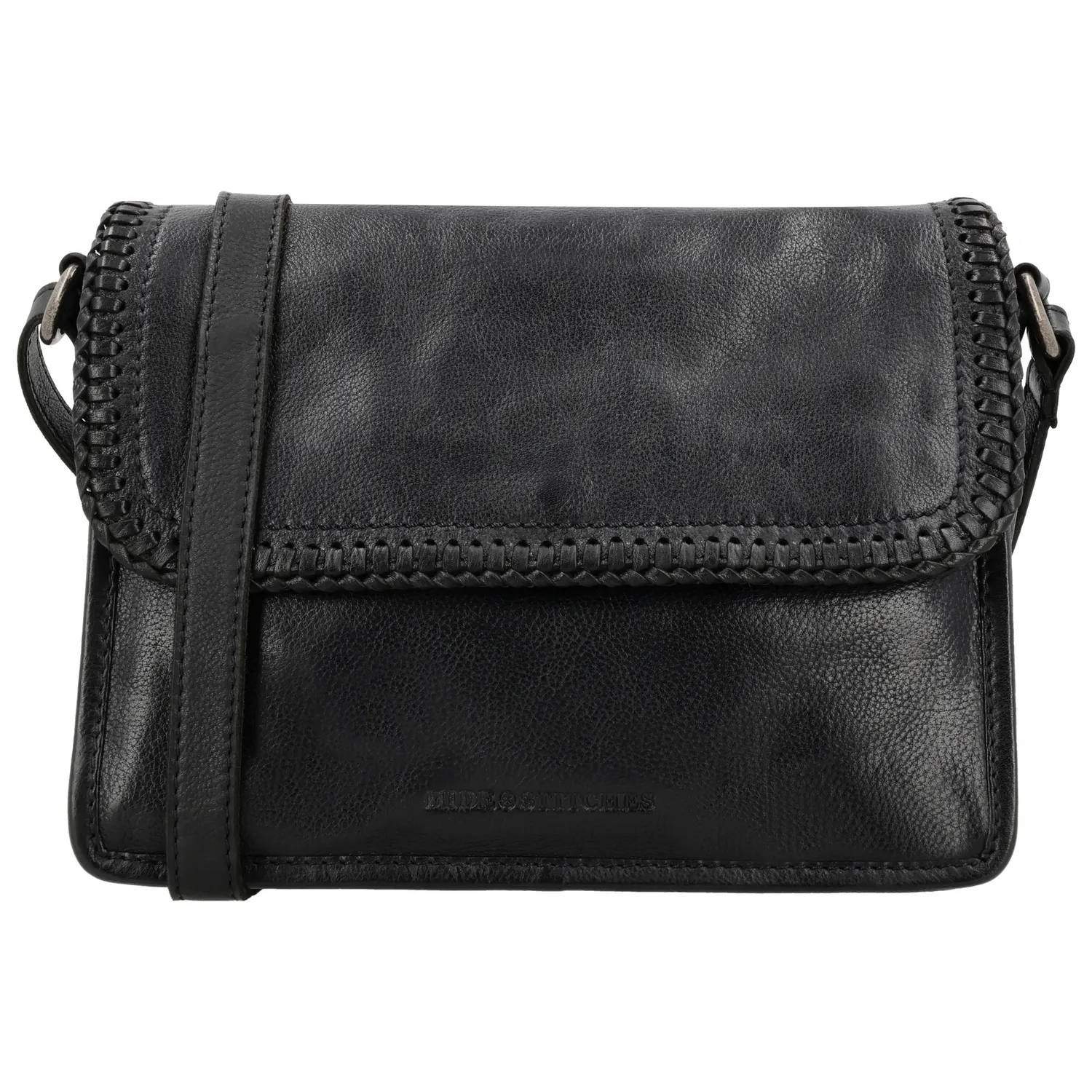 De Hide & Stitches Inspired by Country Crossbodytas is een compacte en stijlvolle tas, perfect voor dagelijks gebruik. Deze leren crossbodytas sluit met een ritssluiting en een overslag, waardoor je spullen veilig opgeborgen zijn. De klep is afgewerkt met een mooie gevlochten rand, wat zorgt voor een stoere en unieke uitstraling.

Aan de achterkant vind je een extra ritsvak voor items die je snel bij de hand wilt hebben. Binnenin is de tas voorzien van een ritsvak en een telefoonvak, zodat je je essentials georganiseerd kunt meenemen. Dankzij de verstelbare schouderband draag je de tas precies zoals jij dat prettig vindt, crossbody of over één schouder.


Kenmerken:
• Gemaakt van leer
• Ritssluiting met overslag
• Gevlochten rand op de klep
• Achterkant voorzien van ritsvak
• Binnenvak met rits en apart telefoonvak
• Verstelbare schouderband