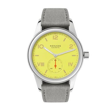 The most beautiful star in the sky—transformed into a timepiece for your wrist. With powerful clarity, this mechanical watch shows that you are someone who wants to follow your dreams. The mix of Arabic and Roman numerals and the orange seconds hand are typical features of the Club Campus model. Cheerful accents on a high-quality, reliably robust watch made for everyday life.