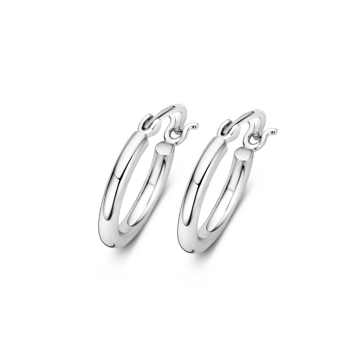 Zilveren creolen voor dames van hoogwaardig 925 sterling zilver. Met een diameter van 14mm wegen ze slechts 2,1 gram. Perfect voor dagelijks gebruik of speciale gelegenheden. Combineer deze tijdloze creolen met een zilveren ketting voor een verfijnde, elegante look. Ideaal voor elke vrouw die houdt van subtiele elegantie.