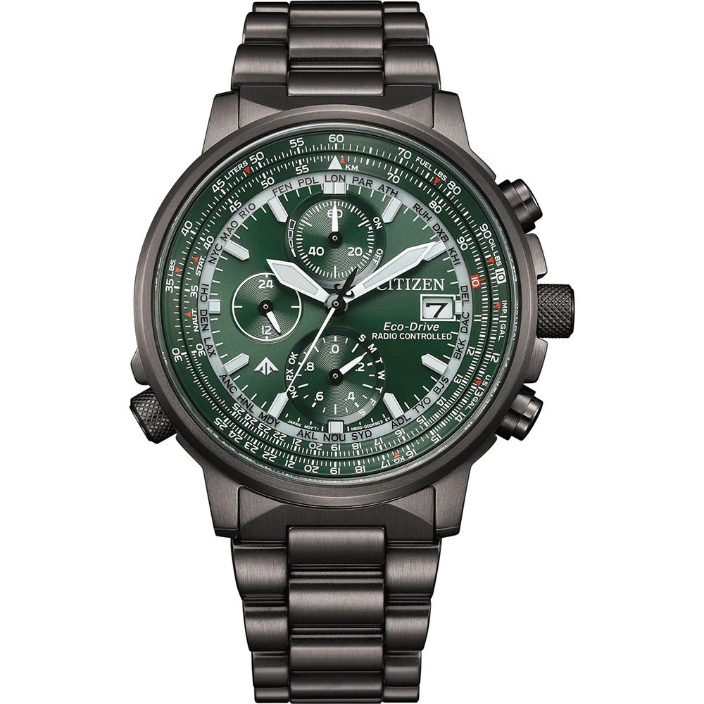 Radiogestuurde chronograaf op zonne-energie met interne luchtvaart bezel.

Dit Citizen horloge heeft een kast gemaakt van Roestvrijstaal met een diameter van 41 mm en is voorzien van een Roestvrijstaal band. In de kast bevindt zich een Citizen kwaliteitsuurwerk en is afgewerkt met Saffierglas.

Het horloge is 20ATM. Dit betekent dat het horloge geschikt is om mee te duiken. Verder wordt het horloge geleverd met 2 jaar garantie.
