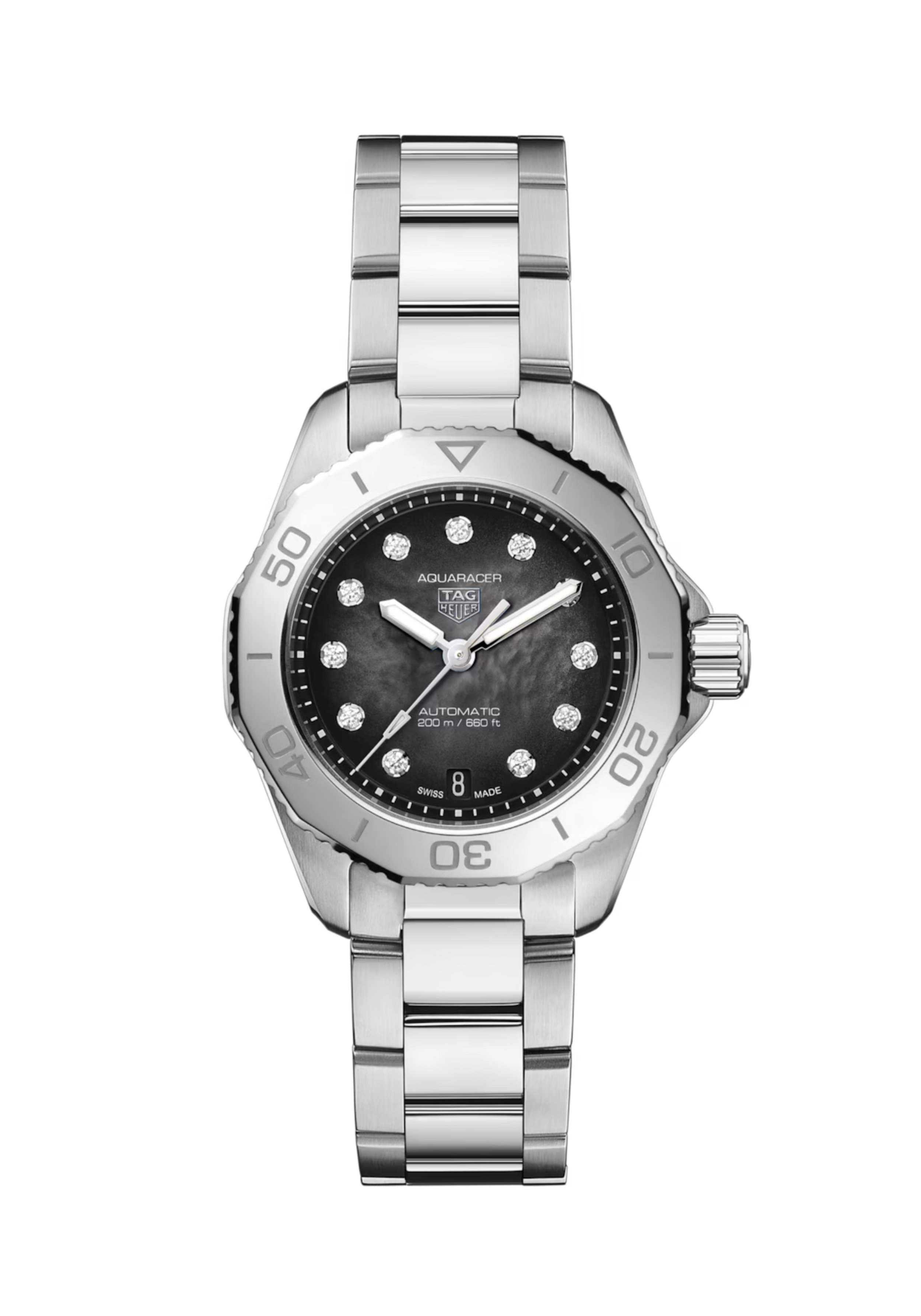 Dit TAG Heuer horloge behoort tot de Aquaracer collectie. Referentienummer: WBP2410.BA0622

Ga overal naartoe en doorsta alle omstandigheden met de TAG Heuer Aquaracer. De geoptimaliseerde ergonomie van de kast en de robuuste constructie dragen bij aan de vrijmoedigheid van de wijzerplaat, waardoor dit horloge een essentieel is in uw prestatie.

De TAG Heuer Aquaracer Professional 200 Date is voorzien van een automatisch calibre 9 uurwerk met een gangreserve van 40 uur. De kast is gemaakt van edelstaal. Het horloge heeft een diameter van 30 mm en is getest op een waterdichtheid van 20 ATM / 200 meter. De horlogeband is gemaakt van edelstaal. De wijzerplaat is versierd met 11 VS Top Wesselton diamanten.

Uw TAG Heuer horloge is 24 maanden na aankoop beschermd onder fabricage garantie. De duur van de garantieperiode van 2 jaar kan worden verlengd naar 5 jaar. Om dit te doen, nodigen wij u uit om een account aan te maken of in te loggen op uw MyTAGHeuer online account en vervolgens uw horloge te registreren. U ontvangt dan een gratis garantieverlenging van 3 jaar.
