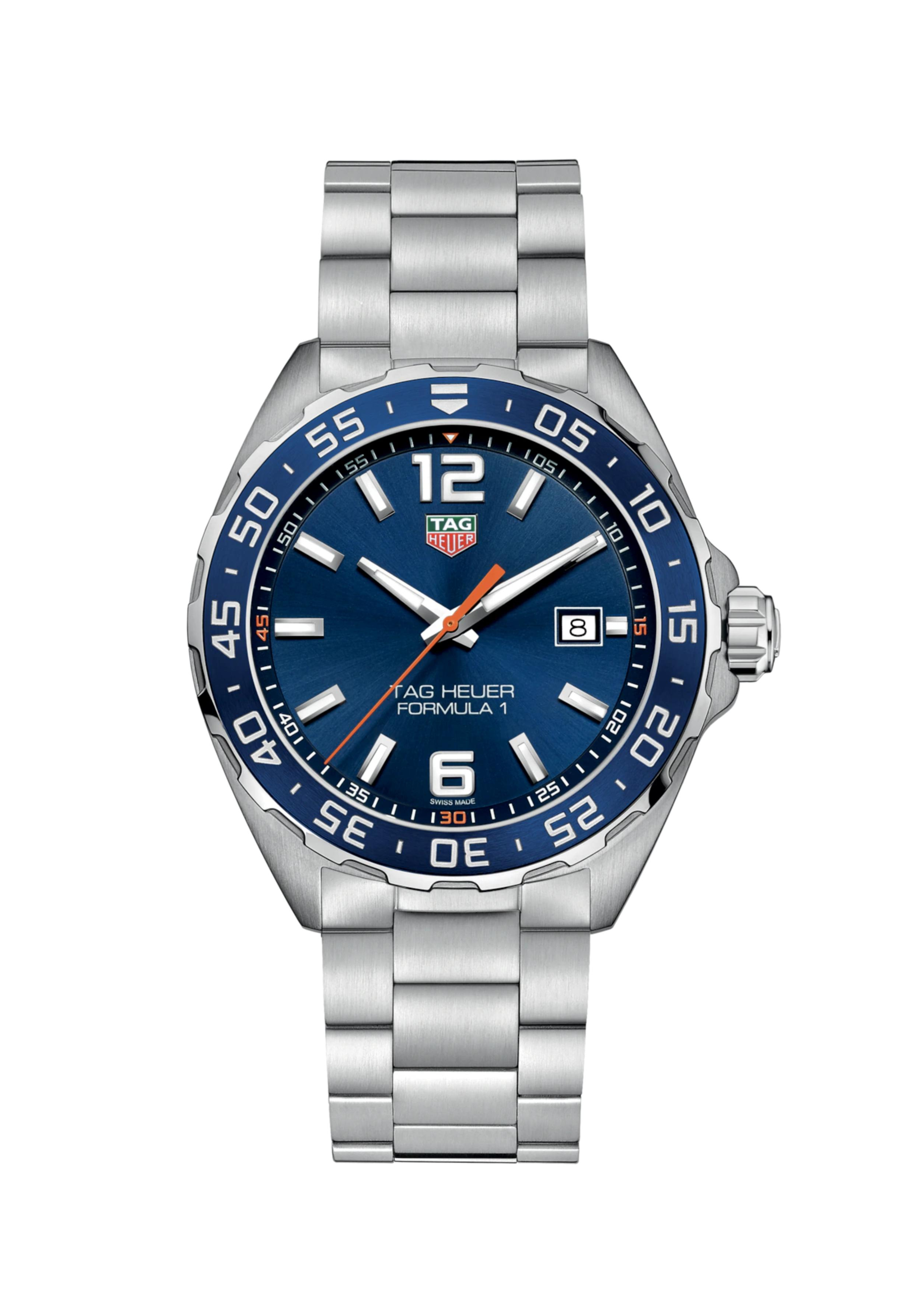 Dit TAG Heuer horloge behoort tot de Formula 1 collectie. Referentienummer: WAZ1010.BA0842

Een klassiek herenhorloge met drie wijzers, met extra grote ‘6’ en ‘12’ op een sunray blauwe wijzerplaat - geïnspireerd op de Formule 1 en belichaamt het unieke race-erfgoed van TAG Heuer en zijn streven naar uitmuntendheid onder druk.
De TAG Heuer Formula 1 is voorzien van een Quartz uurwerk en de kast is gemaakt van edelstaal. Het horloge heeft een diameter van 43 mm en is getest op een waterdichtheid van 20 ATM / 200 meter. De horlogeband is gemaakt van edelstaal. 

Uw TAG Heuer horloge is 24 maanden na aankoop beschermd onder fabricage garantie. De duur van de garantieperiode van 2 jaar kan worden verlengd naar 5 jaar. Om dit te doen, nodigen wij u uit om een account aan te maken of in te loggen op uw MyTAGHeuer online account en vervolgens uw horloge te registreren. U ontvangt dan een gratis garantieverlenging van 3 jaar.