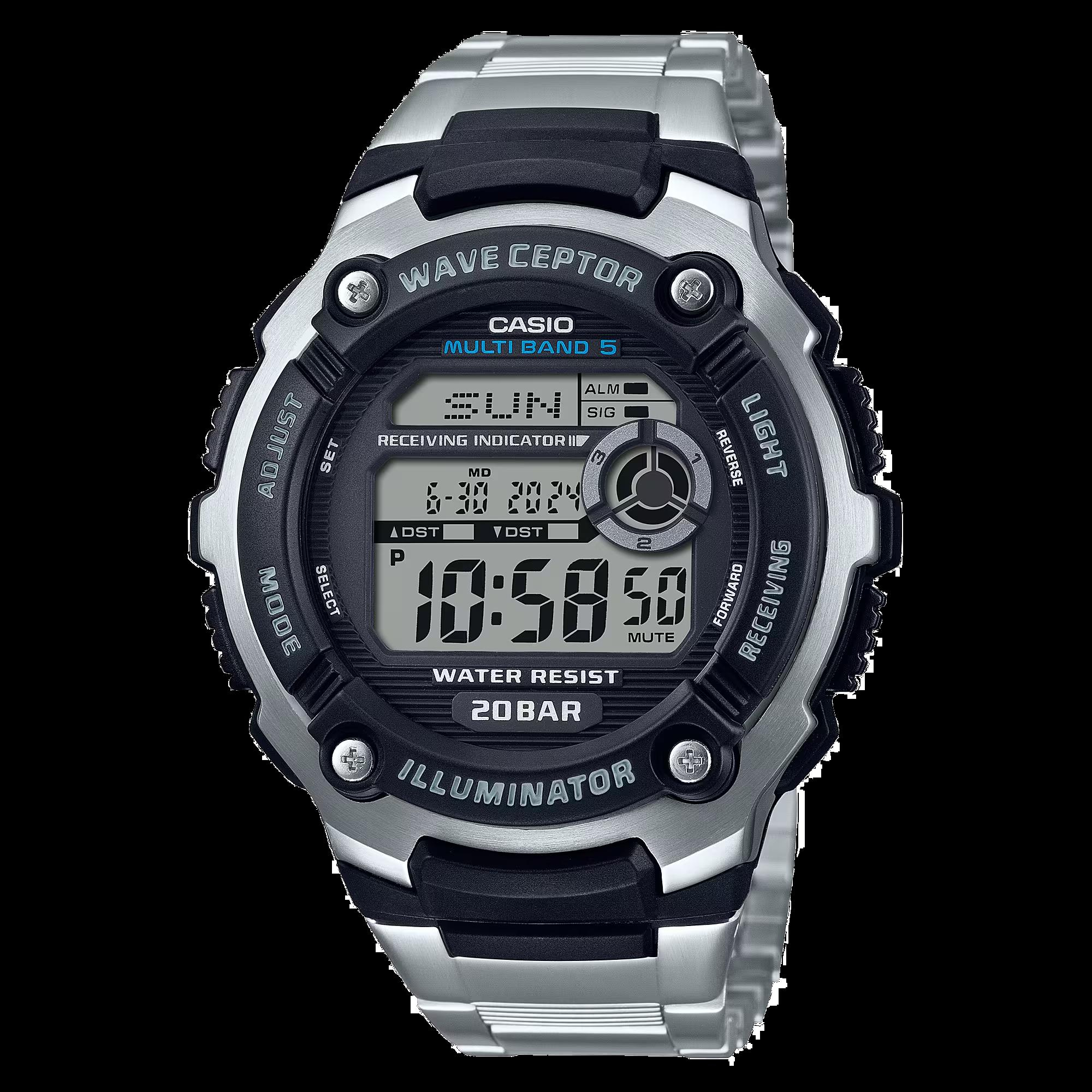 Casio WV-200DE-1AVER is een robuuste polshorloge met functies zoals wereldtijd, radiogestuurde tijd, en waterdichtheid tot 200 meter. Ideaal voor avonturiers en dagelijkse dragers. Draag hem comfortabel om je pols met de verstelbare roestvrijstalen band voor een stijlvolle en functionele look, ongeacht de gelegenheid. Perfect voor zowel formeel als casual gebruik.