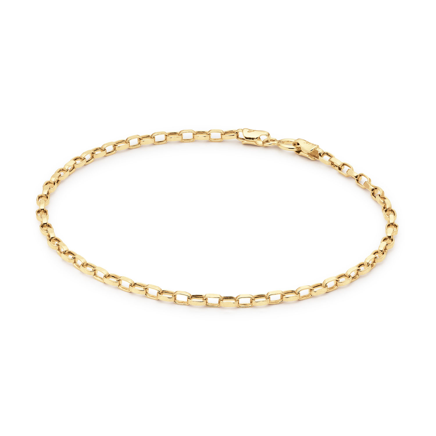 Statement en elegantie in &eacute;&eacute;n! Deze gouden armband geeft een luxe touch aan je outfit. Draag 'm solo of mix & match voor een unieke look.

Hidden Gems of the Rivi&egrave;ra
Elke creatie in de Hidden Gems of the Rivi&egrave;ra collectie is een ode aan de onmiskenbare charme van de Rivi&egrave;ra. Handgemaakt van 14 karaat goud en verrijkt met echte edelstenen. De sieraden brengen de magische sfeer van de C&ocirc;te d'Azur tot leven in jouw look! 
Bijna alle armbanden van Jackie zijn voorzien van drie oogjes. Hiermee kun je de armbanden heel gemakkelijk (ver)stellen.

Het merk 
Jackie is h&eacute;t 14 karaat gouden on trend sieradenmerk. De collecties zijn ge&iuml;nspireerd op de reizen die ik maak, van stedentrips tot exotische oorden. Elk gouden sieraad is helemaal van nu, handgemaakt door Europese goudsmeden en vervaardigd van overwegend gerecycled goud met echte edelstenen en zoetwaterparels. Elke collectie is dan ook met veel liefde en passie samengesteld. Mijn Jackie sieraden zijn de perfecte finishing touch voor iedere outfit!

Specificaties
- Bracelet
- Materiaal: 14 Karaat - Geelgoud - 585
- Cannes Bracelet
- Totale lengte: 19cm