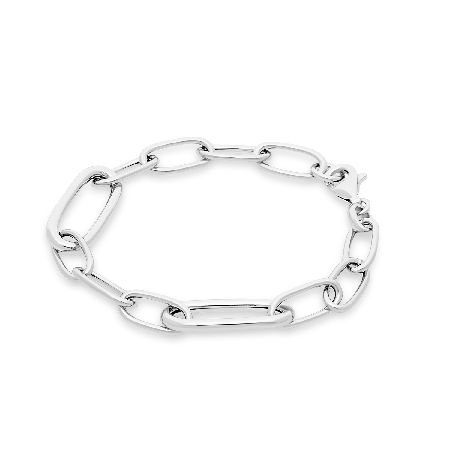 Een klassieke schakelarmband gaat nooit uit de mode! Dit exemplaar van Glow is gemaakt van 925 sterling zilver en heeft een breedte van 11mm. Combineer de armband met andere sieraden van Glow en creëer een unieke look. 

GLOW
Benadruk jouw stijl met de verfijnde sieraden van GLOW en laat je inspireren door de uitgebreide collectie 14 karaats gouden sieraden van de hoogste Europese kwaliteit. Ontworpen om elke dag te dragen. Naast tijdloze ontwerpen bestaat de collectie ook uit hippe sieraden; zoals minimalistische gouden collieren en grafische oorknopjes. Wil je een beetje extra stralen? Kies dan voor flonkerende zirkonia of ga voor luxe met onze geraffineerde diamanten sieraden.
  
  Specificaties
  - 104.2395.20
  - Armband
  - 925 sterling zilver
  - Lengte: 20cm