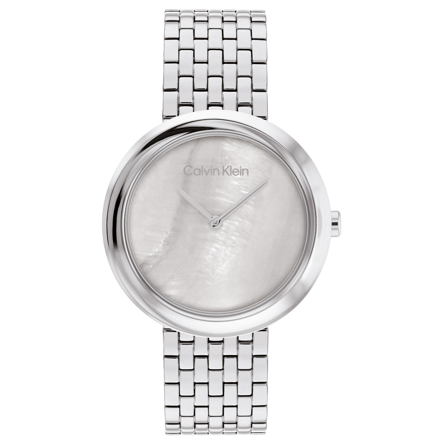 Calvin Klein CK25200320 Dames Staal Horloge 34mm 
Dit Calvin Klein dameshorloge met nr CK25200320 is een tijdloos en chique ontwerp. De stijlvolle zilverkleurige ronde gladde stalen kast heeft een grijze parelmoer wijzerplaat met een bezel met een twist. Op de wijzerplaat zijn alleen de zilverkleurige wijzers zichtbaar en is de naam Calvin Klein afgedrukt. Aan de zilverkleurige kast zit een zilverkleurige glimmende fijne schakelband. Het sierlijke horloge heeft een mineraalglas, een doorsnee van 34mm en is 3 ATM.

OVER CALVIN KLEIN
Calvin Klein is een wereldwijd lifestylemerk dat gewaagde, vooruitstrevende idealen en een verleidelijke, vaak minimalistische, esthetiek nastreeft. Calvin Klein werd groot in de jaren 70 door haar mode- en merkjeans collecties. In de jaren 80 lanceerde Calvin Klein haar spraakmakende ondergoed dat uitdrukkelijk van logo &rsquo;s voorzien was. Vanwege het grote succes is het merk ook succesvol uitgerold in Accessoires, Parfums, Home, Brillen, Golf, Horloges en Sieraden.
Sinds de oprichting in 1968 door Calvin Klein, heeft het merk haar reputatie opgebouwd als leider in de Amerikaanse mode, dankzij een cleane esthetiek en innovatieve ontwerpen. Calvin Klein wil haar publiek verleiden en inspireren door middel van provocerende beelden en opvallende ontwerpen die prikkelen. 

SPECIFICATIES:
- Mineraalglas
- Zilverkleurige stalen kast
- Grijze parelmoer wijzerplaat 
- Zilverkleurige schakelband
- Ronde kastvorm, &Oslash; 34mm
- 3 ATM