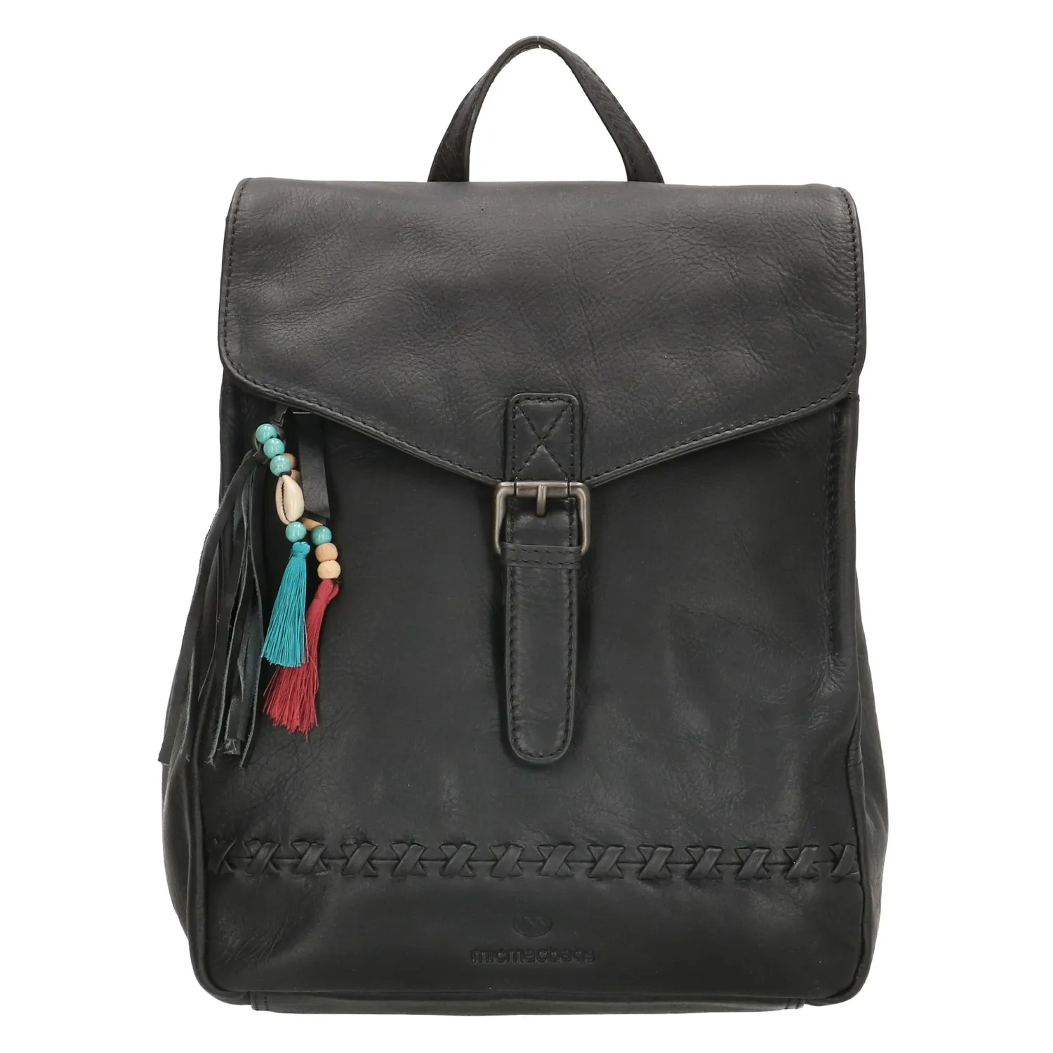 Deze leren dames rugzak uit de Friendship collectie van Micmacbags is gemaakt van hoogwaardig leer en daardoor tijdloos in gebruik. De tas heeft een opvallend design met vrolijke tashanger, een uniek item voor jouw collectie! Ideaal voor een dagje weg of naar je werk. Onder de overslag met schuifgesp sluit de rugtas veilig met een rits. In het hoofdvak bevindt zich een ritsvak, insteekvak voor je telefoon en sleutelhaakje. Met een druksluiting aan de zijkanten is de opening van de tas groter en kleiner te maken. De tas heeft ook een achtervak met rits. De schouderbanden zijn verstelbaar voor extra draagcomfort, tevens kun je de schouderbanden aan elkaar ritsen waardoor je de tas ook vlot over één schouder kunt dragen.

De eigenschappen van deze rugzak zijn:

Voorvak met ritssluiting
Overslag met gesp/schuifsluiting
Hoofdvak met ritssluiting
Ritsvak
Insteekvak
Sleutelhaakje
Achtervak met ritssluiting
Twee schouderbanden met rits
Lus
Tashanger
