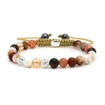 De Karma armband Piral Liora XS Zilver Kristal, modelnummer 80175, is een verfijnd sieraad dat jouw outfit een elegante touch geeft. Deze prachtige armband van de ongedefinieerde merk valt onder de categorie "Sieraad" en is specifiek een "Armband". Het is het beste om het afzonderlijk te dragen of te combineren met andere armbanden voor een modieuze gelaagde look.