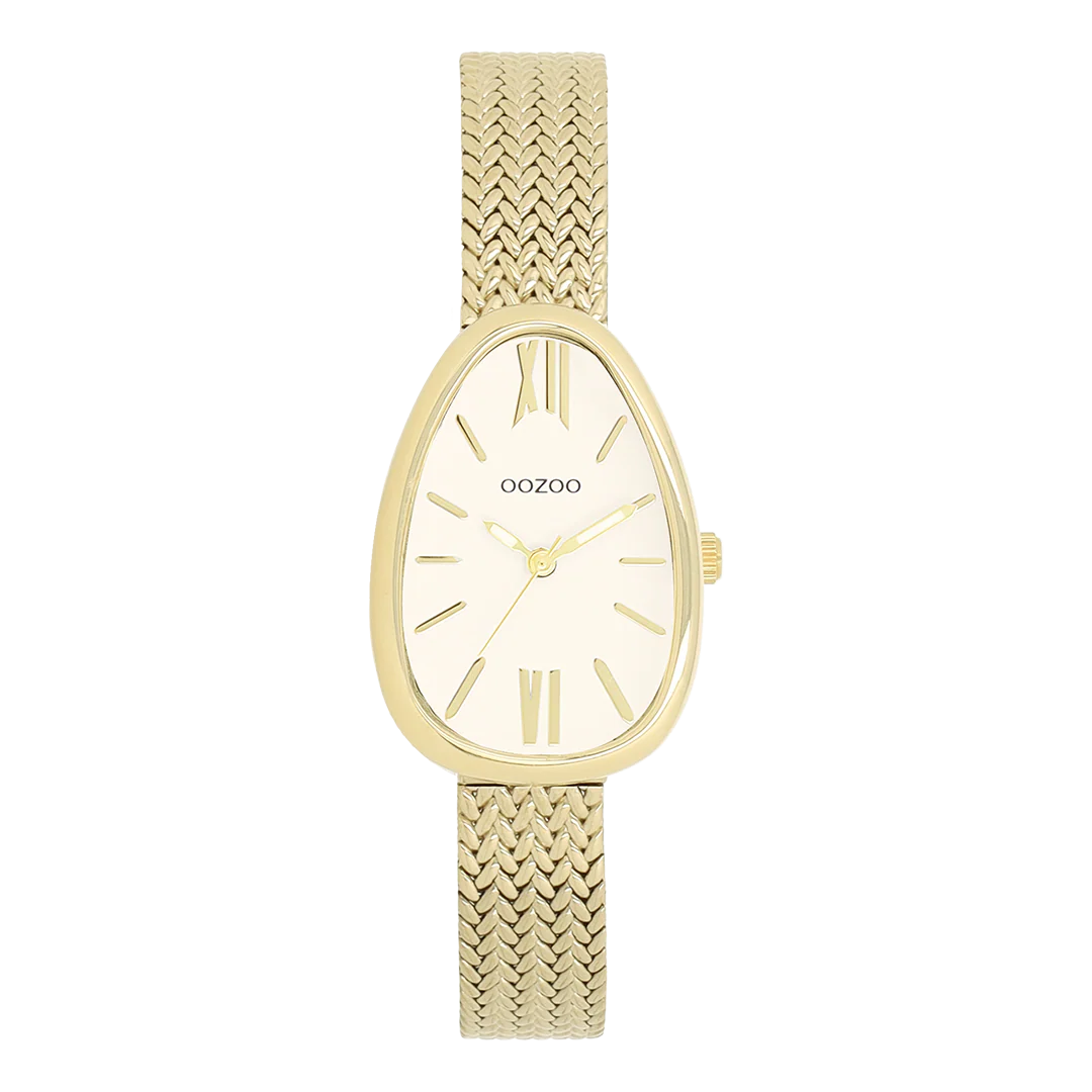 Val op met dit prachtige eivormige dameshorloge uit de trendy OOZOO Timepieces-collectie. De C11642 heeft een goudkleurige metalen V-mesh-band en een goudkleurige metalen horlogekast van 31x22 mm. Maak een echt fashion statement met deze champagnekleurige wijzerplaat, goudkleurige strepen, Romeinse cijfers en bijpassende wijzers. Dit onmisbare horloge voor je garderobe heeft mineraalglas, een roestvrijstalen achterplaat en is nikkelbestendig. Dit horloge heeft een 2ATM Japans uurwerk en wordt geleverd met 2 jaar garantie.