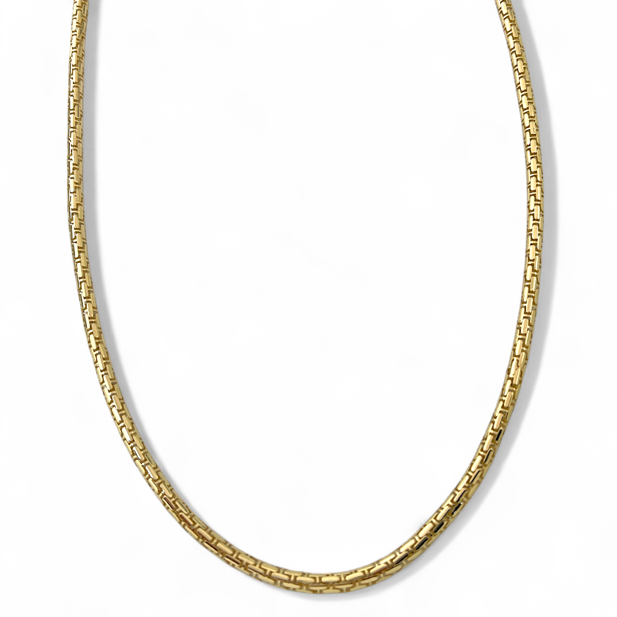 Het Venetiaans Collier 2.5mm 14k goud is een verfijnde en stijlvolle ketting met een luxe uitstraling. Met een lengte van 60 cm valt hij elegant op de borst en is perfect voor zowel dagelijks als feestelijk gebruik. Combineer dit sieraad met zowel casual als formele outfits voor een tijdloze en verfijnde look.