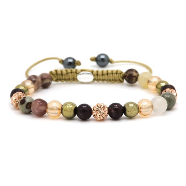 De Karma armband Spiral ROMY XS in rosegoud kristal, modelnummer KAR-80182, is een elegant sieraad. Met zijn verfijnde design past het perfect bij elke outfit. Deze armband, draag je het beste om de pols voor een stijlvolle uitstraling. Perfect voor zowel dagelijkse als speciale gelegenheden.