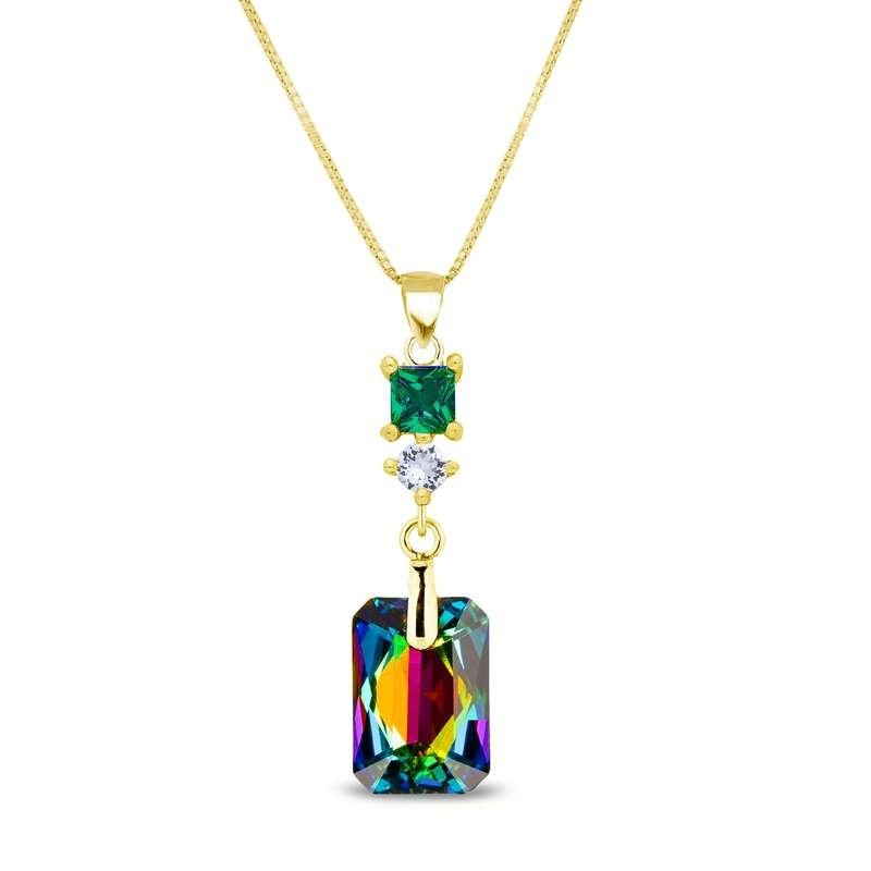 De Spark Collier NSQG6435VM is een prachtige ketting van hoogwaardige kwaliteit. Het combineert elegantie met duurzaamheid, ideaal voor elke gelegenheid. Draag het als een statement-stuk boven een eenvoudige top voor een verfijnde look of combineer met een elegante avondjurk. Perfect voor zowel dagelijks gebruik als speciale gelegenheden. Voeg deze tijdloze schoonheid vandaag nog toe aan je collectie.