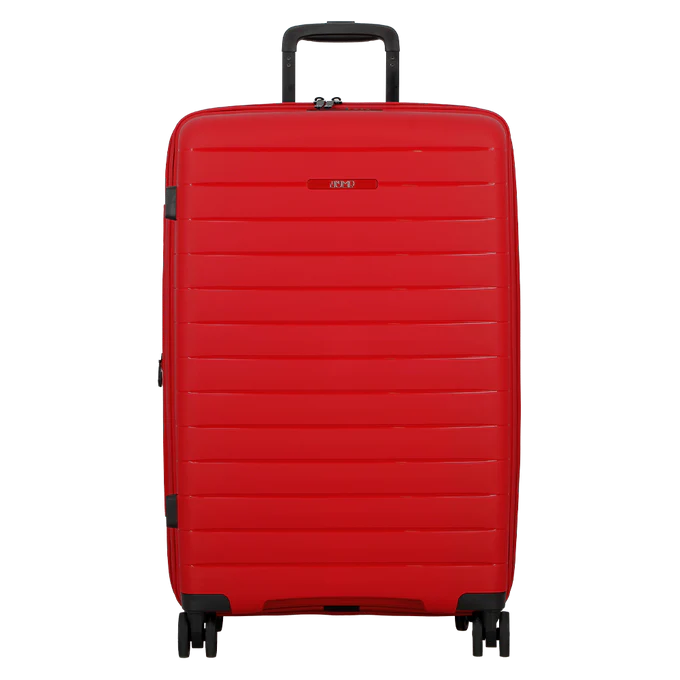 Jump Striper 68cm Koffer – Rood – Ruime en Stijlvolle Reiskoffer met 4 Wielen

Reis stijlvol én georganiseerd met de Jump Striper 68cm in Rood. Deze moderne, middelgrote reiskoffer combineert gebruiksgemak met een strak design. Met een ruim hoofdcompartiment, praktische opbergmogelijkheden en soepele wielen is deze koffer de perfecte metgezel voor vakanties, citytrips of zakenreizen.

Kenmerken van de Jump Striper 68cm Rood:

 Ruim hoofdvak met inpakriemen
Houd je bagage netjes op z’n plaats dankzij de verstelbare inpakriemen. Het extra gesloten ritsvak is ideaal voor het scheiden van kleding, schoenen of accessoires.

 Vier multidirectionele wielen
Voorzien van 4 360° draaibare wielen, waardoor je de koffer moeiteloos in elke richting kunt verplaatsen – soepel, stil en zonder gedoe.

 Uitschuifbare trekstang & stevig handvat
De telescopische trekstang maakt het gemakkelijk om de koffer comfortabel met je mee te rollen. Daarnaast is hij voorzien van een stevig handvat voor tillen op korte afstand.

 Lichtgewicht & uitbreidbaar
Met een gewicht van slechts 3,5 kg en een inhoud van 64 tot 74 liter dankzij de uitbreidbare diepte, biedt deze blauwe koffer veel ruimte zonder zwaar te zijn.

Productdetails

Merk: Jump

Model: Striper

Kleur: Rouge (Rood)

Afmetingen: 68 x 43 x 25/29 cm

Inhoud: 64 – 74 liter

Gewicht: 3,5 kg

Wielen: 4 multidirectioneel roterende wielen

Sluiting: Rits

Trekstang: Uitschuifbaar, met verstelbare standen

Materiaal: Duurzaam en lichtgewicht hard materiaal

Gebruik: Ideaal voor vakanties, stedentrips en korte reizen

Waarom kiezen voor de Jump Striper Rood 68cm?

Met zijn functionele indeling, lichtgewicht ontwerp en comfortabele wendbaarheid is deze middelgrote blauwe koffer een betrouwbare keuze voor elke reiziger. De elegante Olijf kleur geeft een frisse uitstraling op het vliegveld of op het station.

 Bestel de Jump Striper 68cm Rood vandaag nog bij Lederzaak.nl – jouw specialist in reisbagage en koffers met stijl.