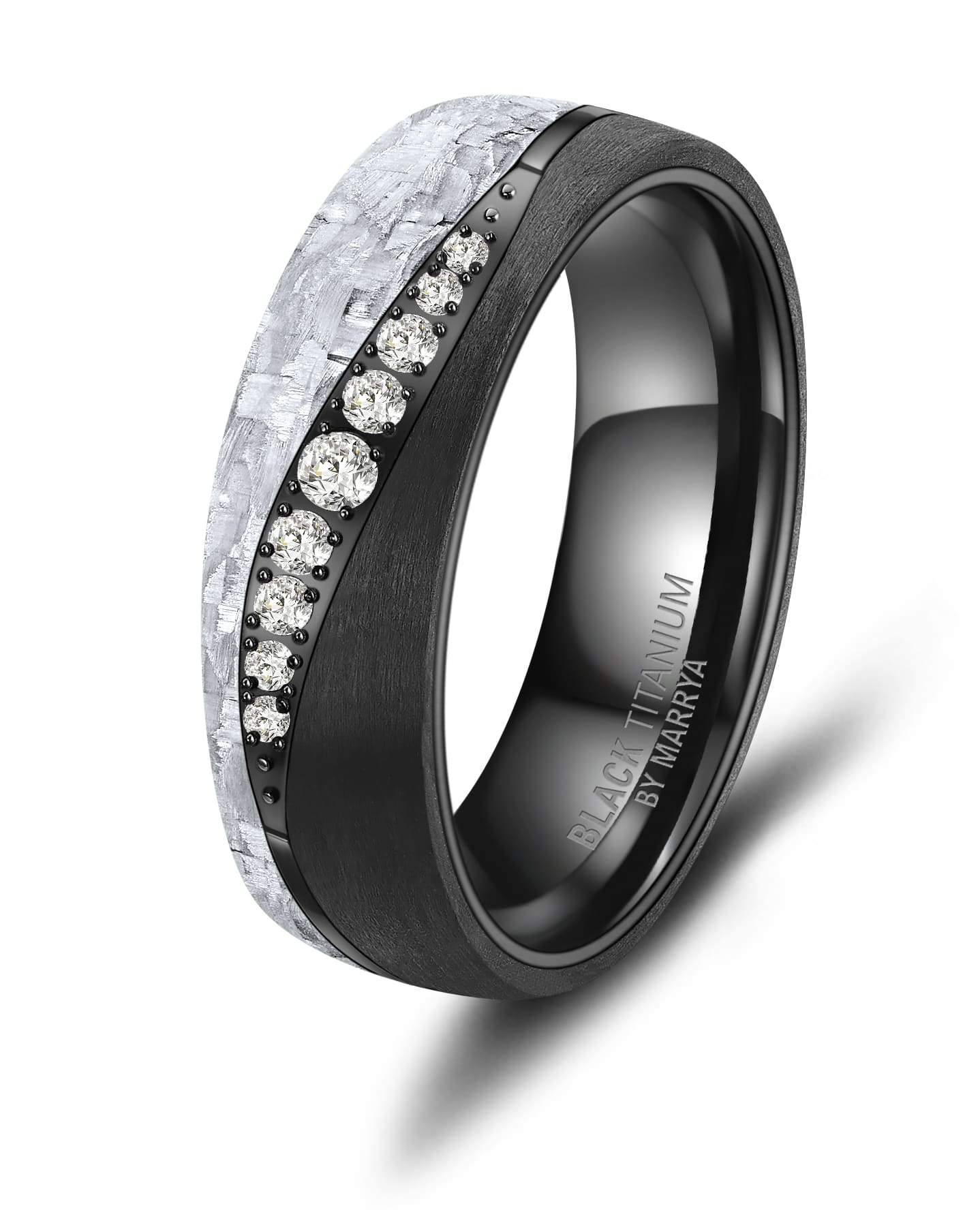 Marrya Black Titanium/Carbon ring met zirkonia steen D-BT-13-54
-Productie van hoge kwaliteit. Black Titanium bestaat uit 51% zirkonium en 49% titanium
-Black Titanium wordt zwart door een verwarmingsproces. Geen zwarte kleur door middel van coating.
-Hoge kwaliteit
-Black Titanium is een zeer licht en hard materiaal (extreme hardheid)
-Afwijkende maten ook leverbaar
-Zeer goede huidtolerantie
-Geen scherpe randen
-Alle ringen zijn aan de binnenkant gewelfd
