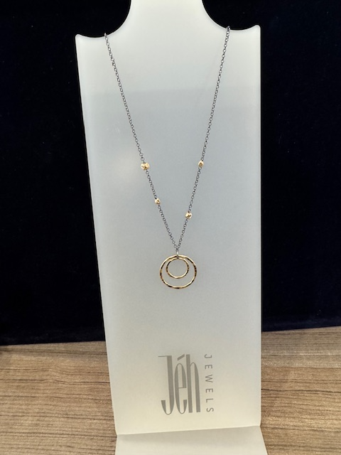 Zilveren collier kleur zwart + gouden hanger cirkel glad