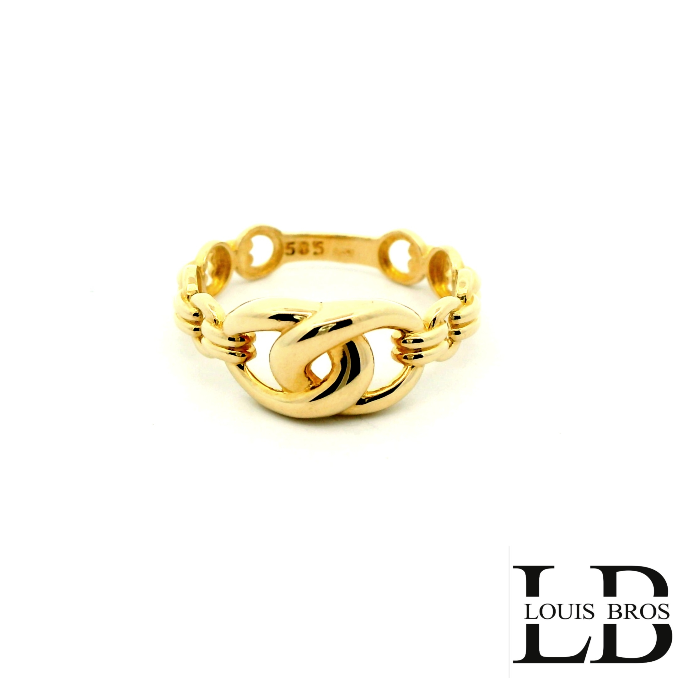 Deze verfijnde damesring is vervaardigd uit 14 karaat geelgoud (2.45 gr) en straalt pure elegantie uit. Het subtiele design maakt de ring perfect voor dagelijks gebruik, terwijl de tijdloze vormgeving ervoor zorgt dat ze nooit uit de mode raakt.

De zachte glans van het geelgoud benadrukt het vrouwelijke karakter van de ring en maakt haar eenvoudig te combineren met andere sieraden. Of je nu kiest voor een minimalistische look of een klassieke stijl, deze ring voegt altijd een vleugje luxe en verfijning toe.

Kenmerken:

Materiaal: 14 karaat geelgoud

Stijl: Subtiel, elegant en tijdloos

Doelgroep: Dames

Afwerking: Hoogglans gepolijst

Geschikt voor: Dagelijks gebruik of speciale gelegenheden

Bijzonderheden:
Dankzij het delicate ontwerp is deze ring ideaal voor wie houdt van eenvoud met klasse – een sieraad dat generaties lang zijn schoonheid behoudt.
De ring is verkrijgbaar in meerdere afmetingen.