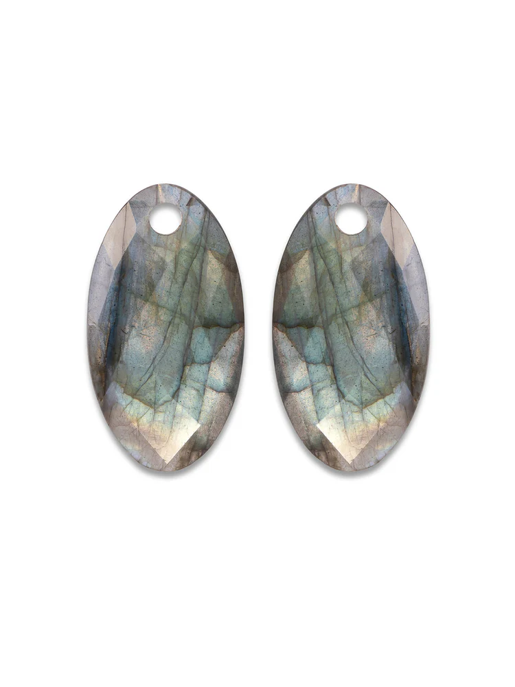 SKU
EAGEM18-FCLF-L
EDELSTEEN
Labradorite
KLEUR
Grijs
BREEDTE
17.5mm
VORM
Large Leaf