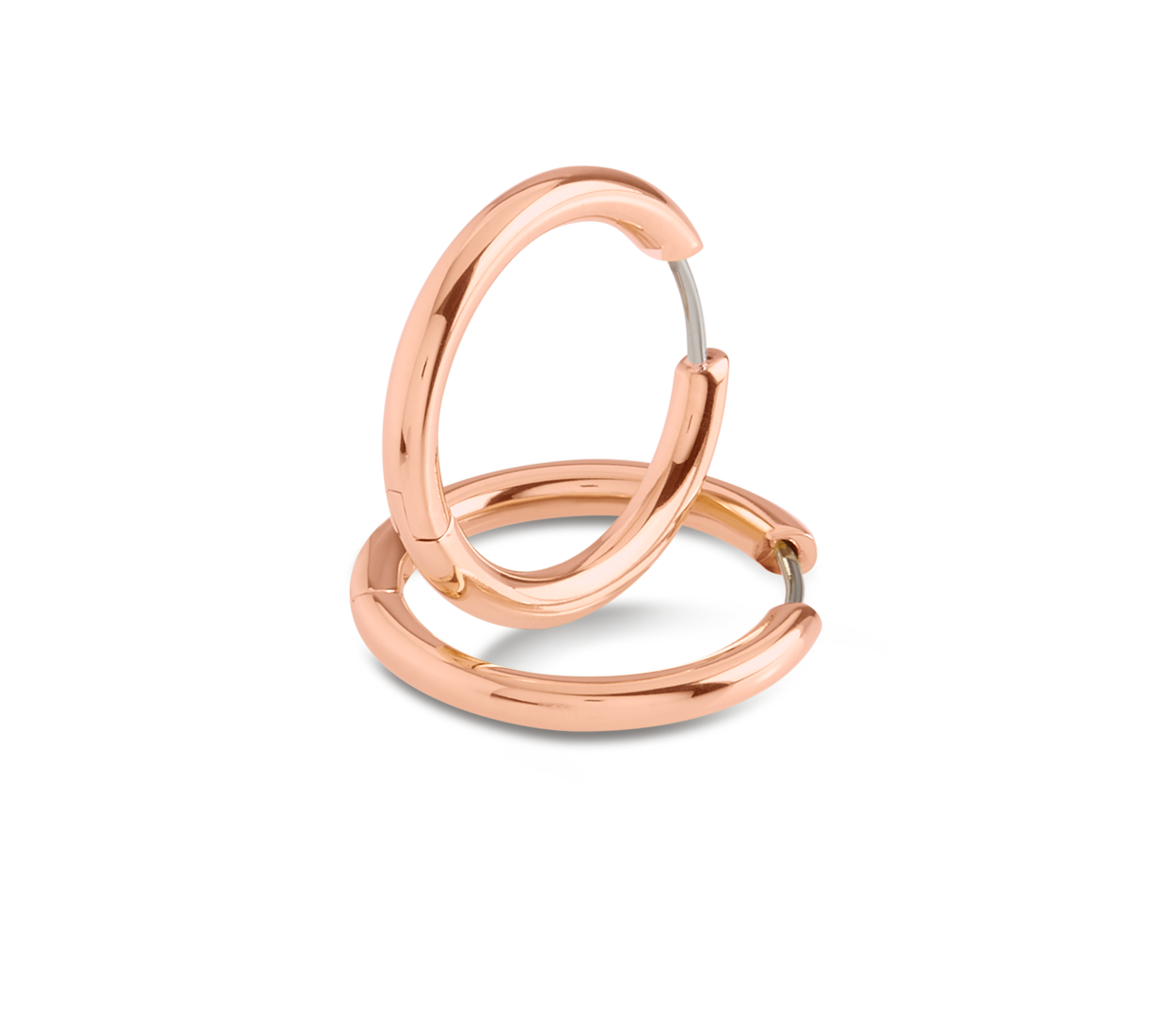 Die klassisch gestalteten Boccia Titanium Scharnier-Creolen sind ideal f&uuml;r jeden Tag. Ganz schnell angelegt und noch schneller abgenommen. Keine losen Teile. Die Grundform ist leicht oval, fast nicht zu erkennen. Das Accessoire erm&ouml;glicht durch die Verwendung des sehr leichten Titan einen angenehmen Tragekomfort, und ist perfekt f&uuml;r Festlichkeiten, aber auch f&uuml;r den Alltag geeignet.