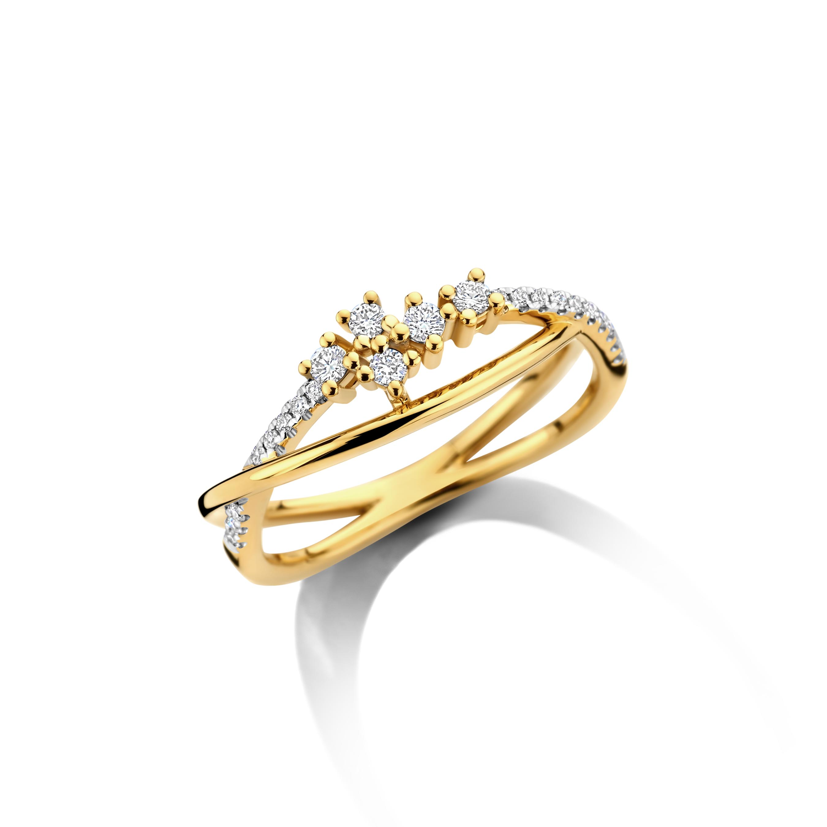 Ring 18 karaat van dulci nea met 0.17ct briljanten gezet