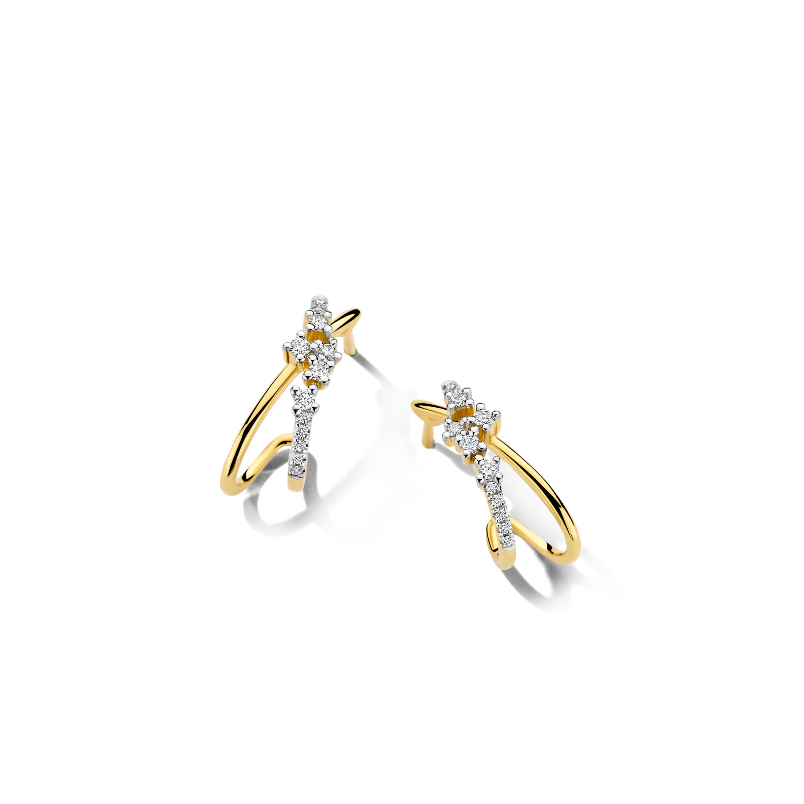 Oorbellen in 18 karaat geel goud ,met 0.16ct briljant gezet