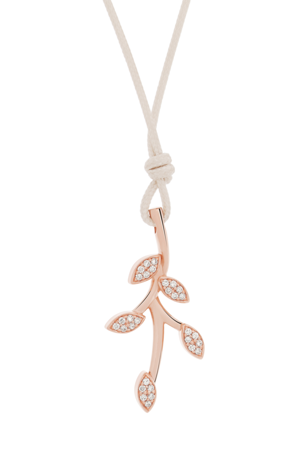 ChatGPT zei:

Een verfijnde hanger in de vorm van een rank takje, uitgevoerd met vijf subtiele blaadjes bezet met schitterende diamant. Dit elegante ontwerp met referentie 8HR3454BR025 kan zowel aan een soepel koord als aan een gouden collier worden gedragen en voegt een tijdloze, natuurlijke elegantie toe aan iedere look.